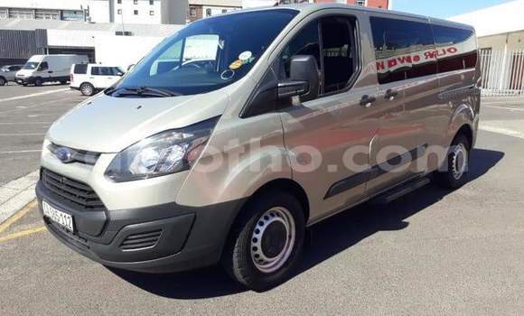 اشتري مستعمل Ford Tourneo Custom Beige سيارة في Roma في Maseru اشتري مستعمل Ford Tourneo Custom Beige سيارة في Roma في Maseru