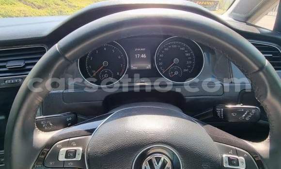 Sayi Na hannu Volkswagen Golf Silver Mota in Peka a Leribe Sayi Na hannu Volkswagen Golf Silver Mota in Peka a Leribe