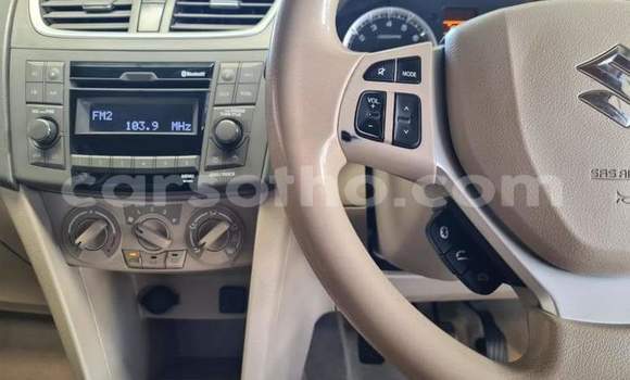 Sayi Na hannu Suzuki Ertiga White Mota in Quthing a Butha-Buthe Sayi Na hannu Suzuki Ertiga White Mota in Quthing a Butha-Buthe