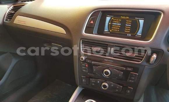 Sayi Na hannu Audi Q5 Silver Mota in Maseru a Maseru Sayi Na hannu Audi Q5 Silver Mota in Maseru a Maseru