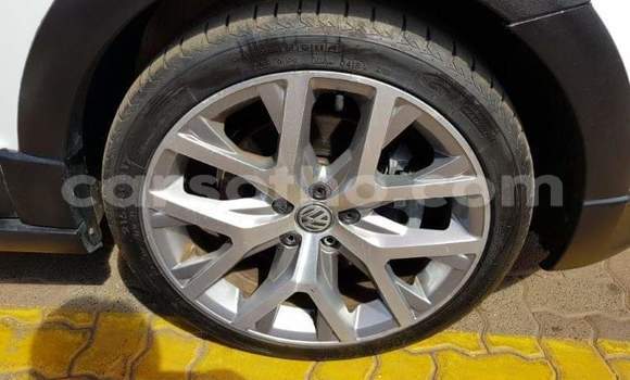 Sayi Na hannu Volkswagen Polo White Mota in Thaba–Tseka a Mafeteng Sayi Na hannu Volkswagen Polo White Mota in Thaba–Tseka a Mafeteng