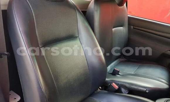اشتري مستعمل Toyota Hilux White سيارة في Teyateyaneng في Berea اشتري مستعمل Toyota Hilux White سيارة في Teyateyaneng في Berea