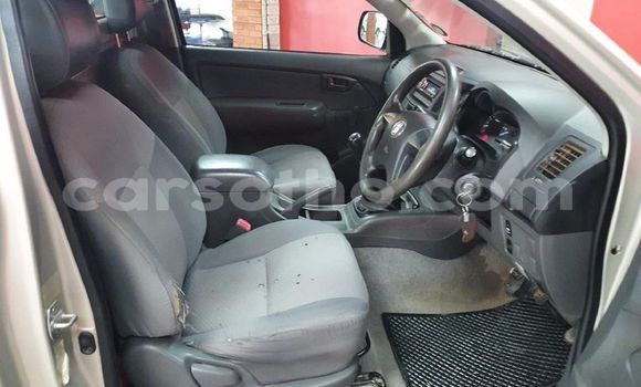اشتري مستعمل Toyota Hilux Beige سيارة في Mafeteng في Mafeteng اشتري مستعمل Toyota Hilux Beige سيارة في Mafeteng في Mafeteng