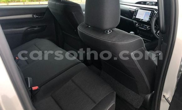 Acheter Occasion Voiture Toyota Hilux Gris à Maputsoa, Leribe Acheter Occasion Voiture Toyota Hilux Gris à Maputsoa, Leribe