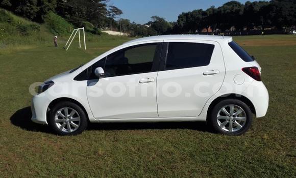 اشتري مستعمل Toyota Yaris White سيارة في Maputsoa في Leribe اشتري مستعمل Toyota Yaris White سيارة في Maputsoa في Leribe