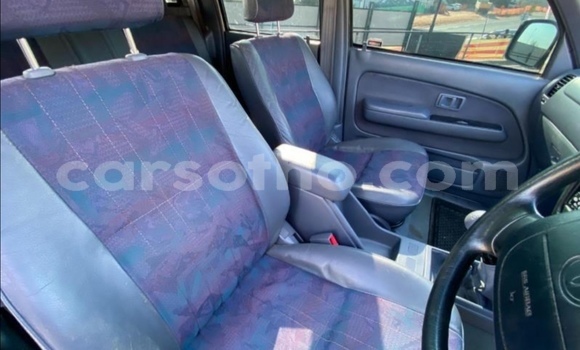 Acheter Occasion Voiture Toyota Hilux Blanc à Thaba–Tseka, Mafeteng Acheter Occasion Voiture Toyota Hilux Blanc à Thaba–Tseka, Mafeteng