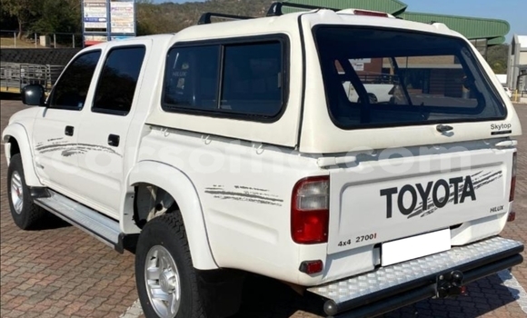 Acheter Occasion Voiture Toyota Hilux Blanc à Thaba–Tseka, Mafeteng Acheter Occasion Voiture Toyota Hilux Blanc à Thaba–Tseka, Mafeteng