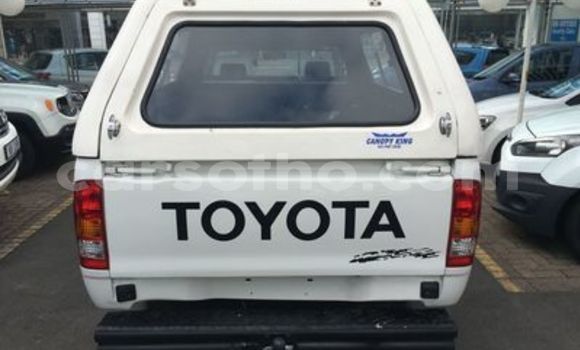Acheter Occasion Voiture Toyota Hilux Blanc à Maseru, Maseru Acheter Occasion Voiture Toyota Hilux Blanc à Maseru, Maseru