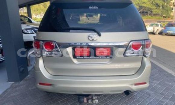 Acheter Occasion Voiture Toyota Fortuner Autre à Maseru, Maseru Acheter Occasion Voiture Toyota Fortuner Autre à Maseru, Maseru