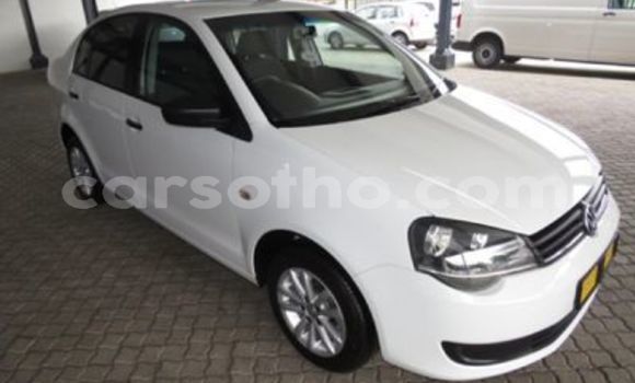 Sayi Na hannu Volkswagen Polo White Mota in Maseru a Maseru Sayi Na hannu Volkswagen Polo White Mota in Maseru a Maseru