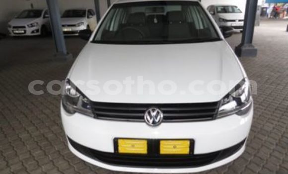 Sayi Na hannu Volkswagen Polo White Mota in Maseru a Maseru Sayi Na hannu Volkswagen Polo White Mota in Maseru a Maseru