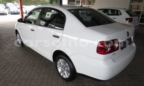 Sayi Na hannu Volkswagen Polo White Mota in Maseru a Maseru Sayi Na hannu Volkswagen Polo White Mota in Maseru a Maseru