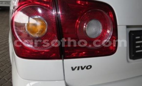 Sayi Na hannu Volkswagen Polo White Mota in Maseru a Maseru Sayi Na hannu Volkswagen Polo White Mota in Maseru a Maseru