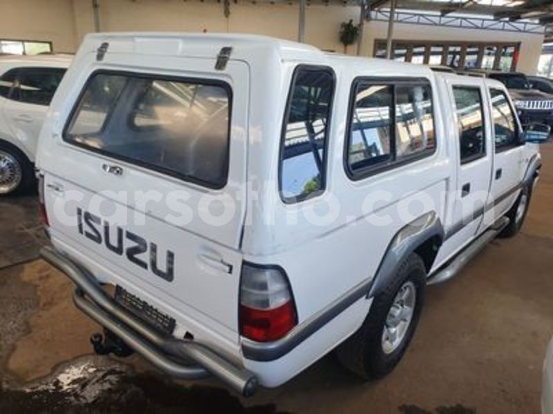 Big with watermark isuzu kb maseru maseru 22222