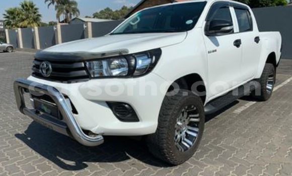 Buy Used Toyota Hilux White Car in Maseru in Maseru Buy Used Toyota Hilux White Car in Maseru in Maseru