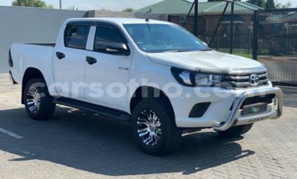 Buy Used Toyota Hilux White Car in Maseru in Maseru Buy Used Toyota Hilux White Car in Maseru in Maseru