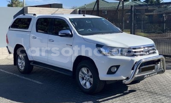 Acheter Occasion Voiture Toyota Hilux Blanc à Maseru, Maseru Acheter Occasion Voiture Toyota Hilux Blanc à Maseru, Maseru