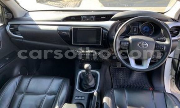 Acheter Occasion Voiture Toyota Hilux Blanc à Maseru, Maseru Acheter Occasion Voiture Toyota Hilux Blanc à Maseru, Maseru