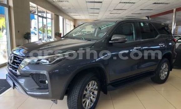Acheter Occasion Voiture Toyota Fortuner Gris à Maseru, Maseru Acheter Occasion Voiture Toyota Fortuner Gris à Maseru, Maseru