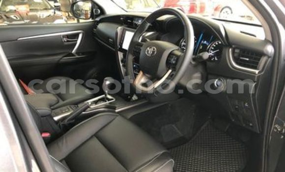 Acheter Occasion Voiture Toyota Fortuner Gris à Maseru, Maseru Acheter Occasion Voiture Toyota Fortuner Gris à Maseru, Maseru