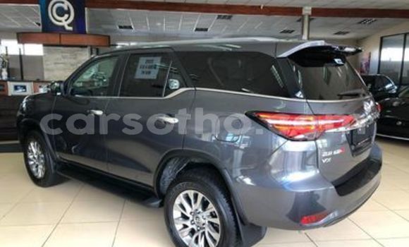 Acheter Occasion Voiture Toyota Fortuner Gris à Maseru, Maseru Acheter Occasion Voiture Toyota Fortuner Gris à Maseru, Maseru