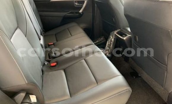 Buy Used Toyota Fortuner White Car in Maseru in Maseru Buy Used Toyota Fortuner White Car in Maseru in Maseru