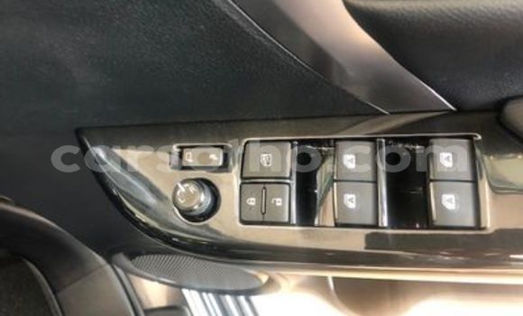 Buy Used Toyota Fortuner White Car in Maseru in Maseru Buy Used Toyota Fortuner White Car in Maseru in Maseru