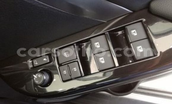 Buy Used Toyota Fortuner White Car in Maseru in Maseru Buy Used Toyota Fortuner White Car in Maseru in Maseru