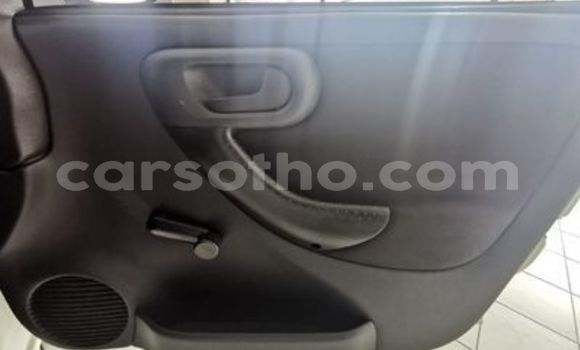 Sayi Na hannu Opel Corsa White Mota in Maseru a Maseru Sayi Na hannu Opel Corsa White Mota in Maseru a Maseru