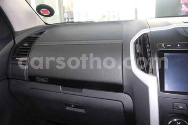 Big with watermark isuzu d max maseru maseru 22236