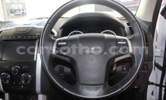 Acheter Occasion Voiture Isuzu D–MAX Blanc à Maseru, Maseru Acheter Occasion Voiture Isuzu D–MAX Blanc à Maseru, Maseru
