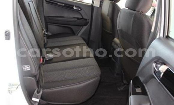 Acheter Occasion Voiture Isuzu D–MAX Blanc à Maseru, Maseru Acheter Occasion Voiture Isuzu D–MAX Blanc à Maseru, Maseru