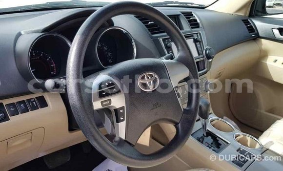 Buy Import Toyota Highlander Black Car in Import - Dubai in Maseru Buy Import Toyota Highlander Black Car in Import - Dubai in Maseru