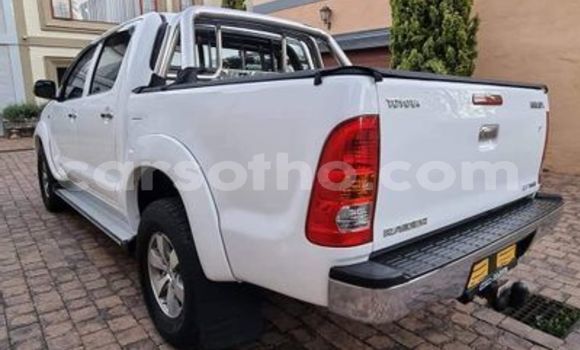 Buy Used Toyota Hilux White Car in Maseru in Maseru Buy Used Toyota Hilux White Car in Maseru in Maseru