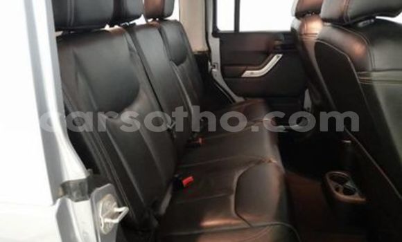 Acheter Occasion Voiture Jeep Wrangler Gris à Maseru, Maseru Acheter Occasion Voiture Jeep Wrangler Gris à Maseru, Maseru