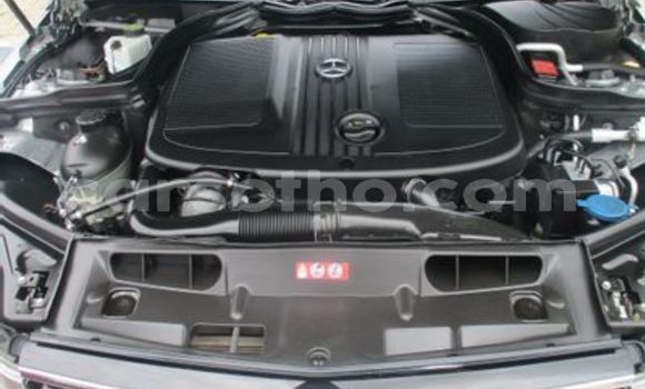 Acheter Occasion Voiture Mercedes-Benz C-klasse Gris à Maseru, Maseru Acheter Occasion Voiture Mercedes-Benz C-klasse Gris à Maseru, Maseru