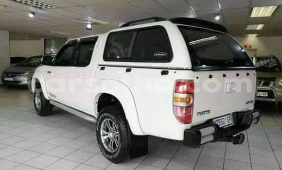 Acheter Occasion Voiture Mazda BT-50 Blanc à Maseru, Maseru Acheter Occasion Voiture Mazda BT-50 Blanc à Maseru, Maseru