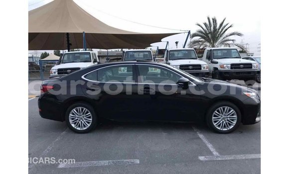 Buy Import Lexus ES Black Car in Import - Dubai in Maseru