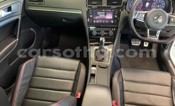 Sayi Na hannu Volkswagen Golf GTI White Mota in Maseru a Maseru Sayi Na hannu Volkswagen Golf GTI White Mota in Maseru a Maseru