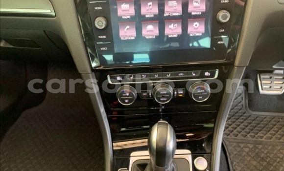 Sayi Na hannu Volkswagen Golf GTI White Mota in Maseru a Maseru Sayi Na hannu Volkswagen Golf GTI White Mota in Maseru a Maseru