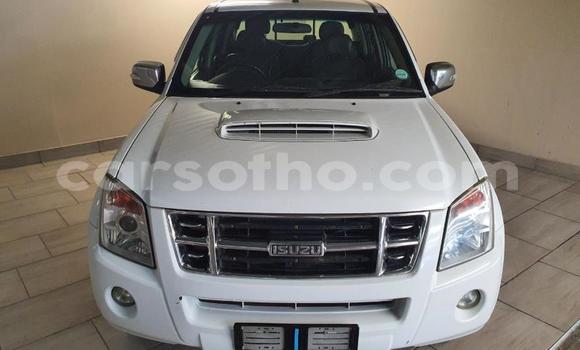 Buy Used Isuzu KB White Car in Maseru in Maseru Buy Used Isuzu KB White Car in Maseru in Maseru