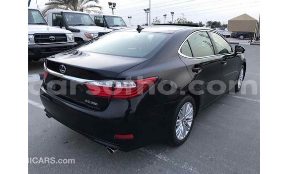 Acheter Import Voiture Lexus ES Noir à Import - Dubai, Maseru Acheter Import Voiture Lexus ES Noir à Import - Dubai, Maseru
