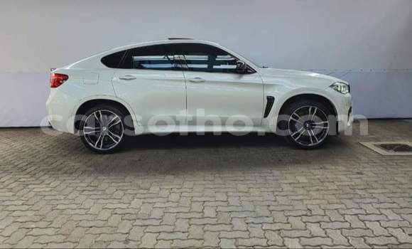 Sayi Na hannu BMW X6 M White Mota in Maseru a Maseru Sayi Na hannu BMW X6 M White Mota in Maseru a Maseru