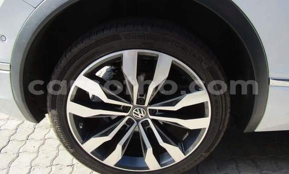 Sayi Na hannu Volkswagen Tiguan White Mota in Maseru a Maseru Sayi Na hannu Volkswagen Tiguan White Mota in Maseru a Maseru