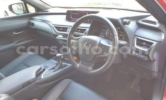 Acheter Occasion Voiture Lexus UX Rouge à Roma, Maseru Acheter Occasion Voiture Lexus UX Rouge à Roma, Maseru