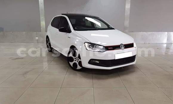 Acheter Occasion Voiture Volkswagen Polo GTI Blanc à Hlotse, Leribe Acheter Occasion Voiture Volkswagen Polo GTI Blanc à Hlotse, Leribe
