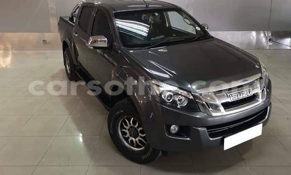 Acheter Occasion Voiture Isuzu D-max Cab4 Gris à Hlotse, Leribe Acheter Occasion Voiture Isuzu D-max Cab4 Gris à Hlotse, Leribe