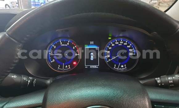 اشتري مستعمل Toyota Hilux Silver سيارة في Hlotse في Leribe اشتري مستعمل Toyota Hilux Silver سيارة في Hlotse في Leribe