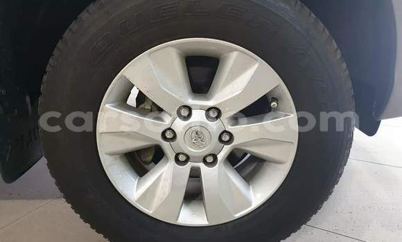 اشتري مستعمل Toyota Hilux Silver سيارة في Hlotse في Leribe اشتري مستعمل Toyota Hilux Silver سيارة في Hlotse في Leribe