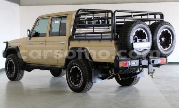 اشتري مستعمل Toyota Land Cruiser Brown سيارة في Maputsoe في Leribe اشتري مستعمل Toyota Land Cruiser Brown سيارة في Maputsoe في Leribe